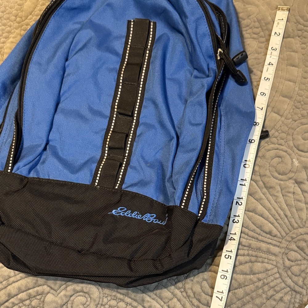 Eddie Bauer Men's Backpack in Blue and Black - Picture 7 of 8